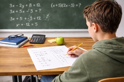 Wyrażenia algebraiczne i równania